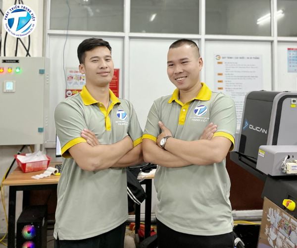 Kỹ thuật viên giàu kinh nghiệm tại Phát Triển Trung Việt